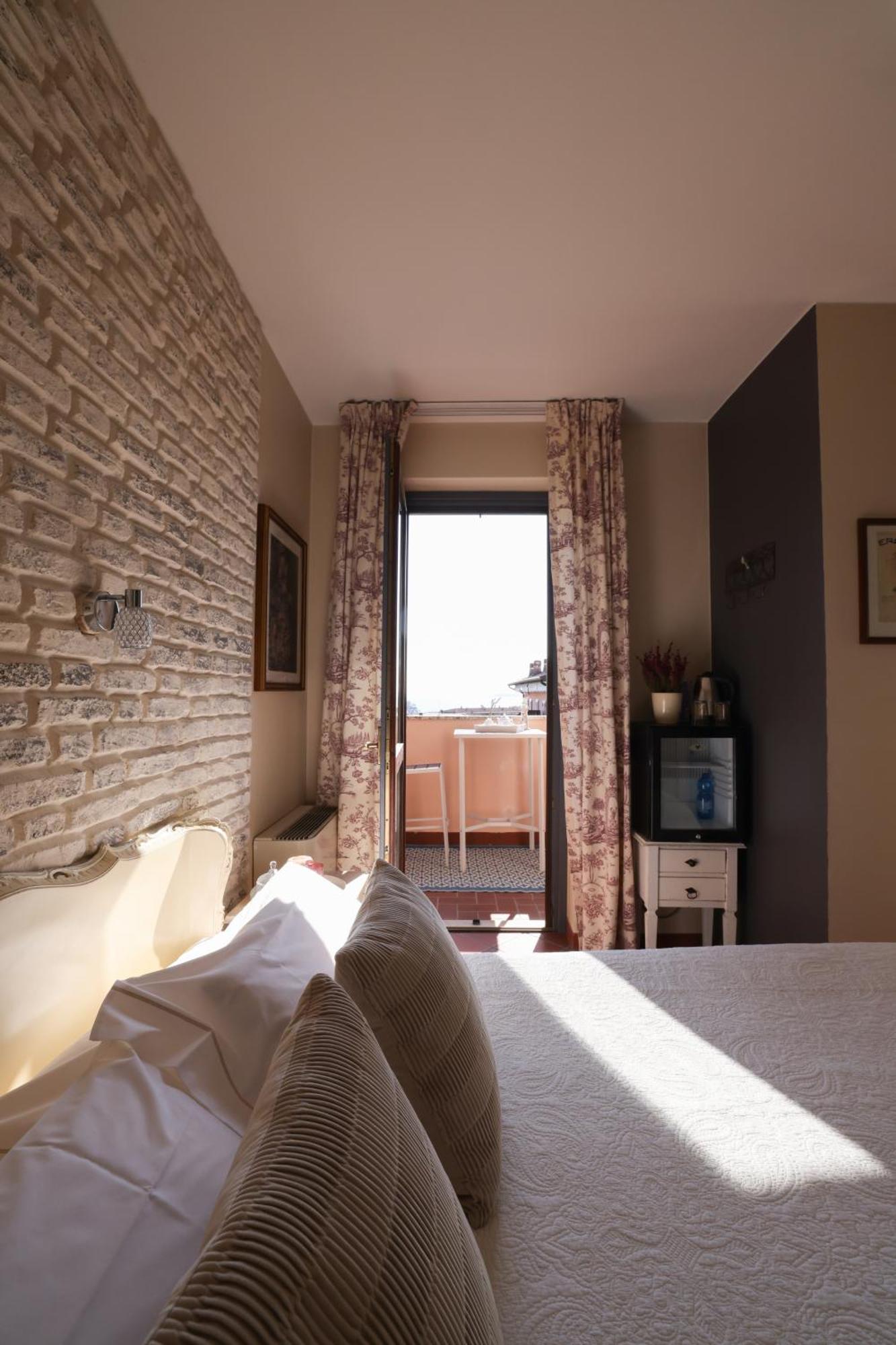 Hotel Florence Manerba del Garda Pokoj fotografie