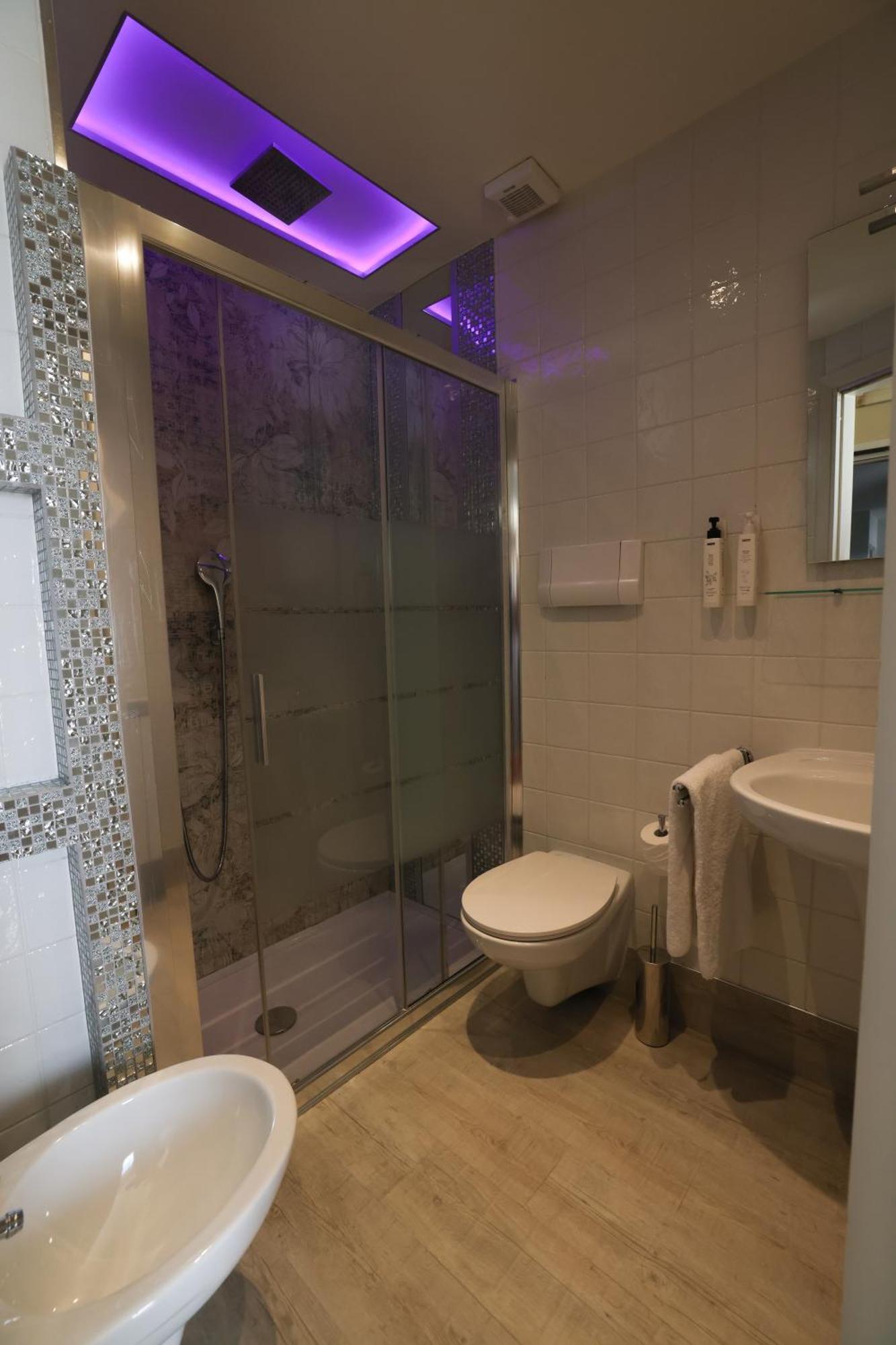 Hotel Florence Manerba del Garda Pokoj fotografie
