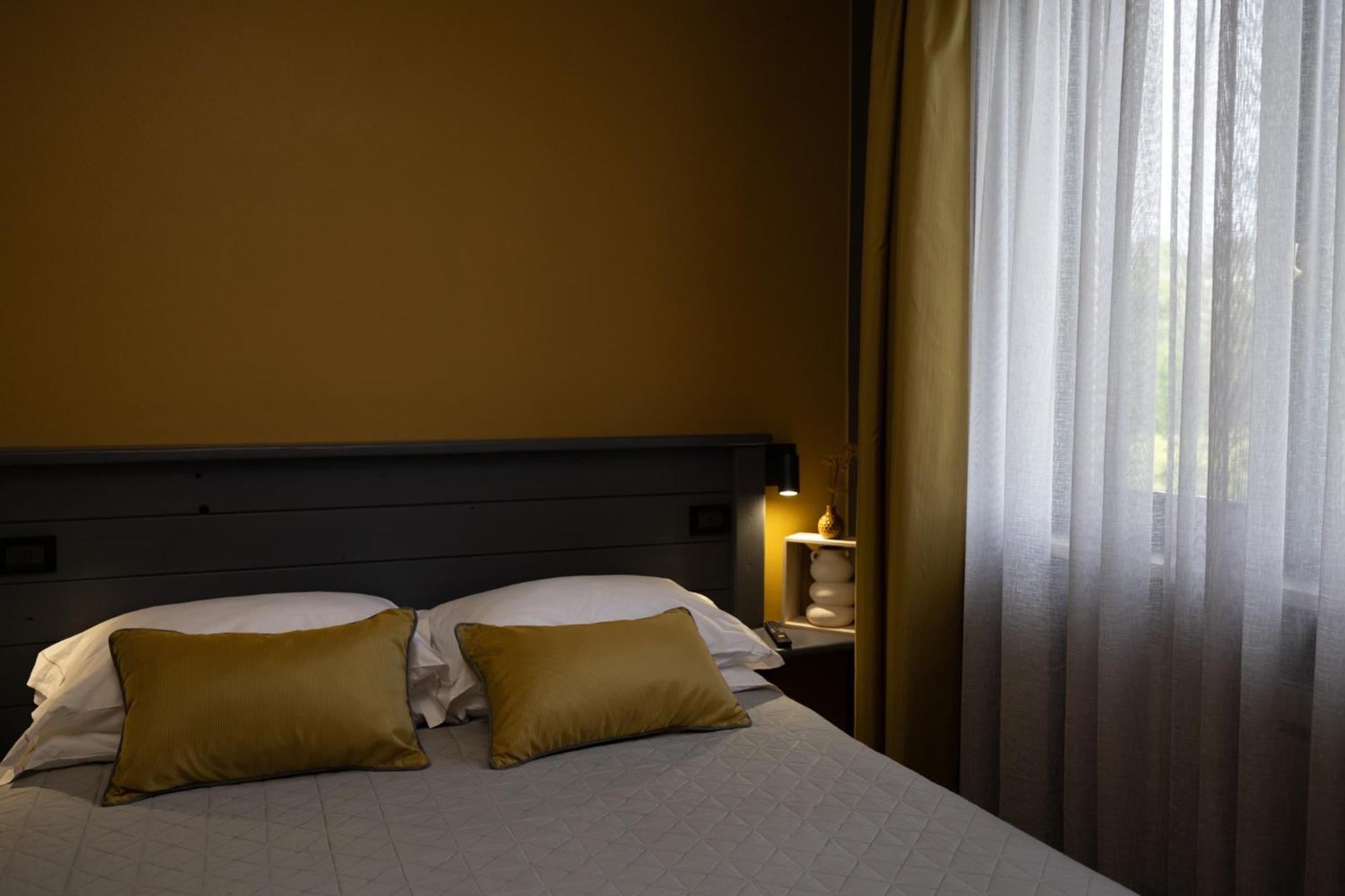 Hotel Florence Manerba del Garda Pokoj fotografie