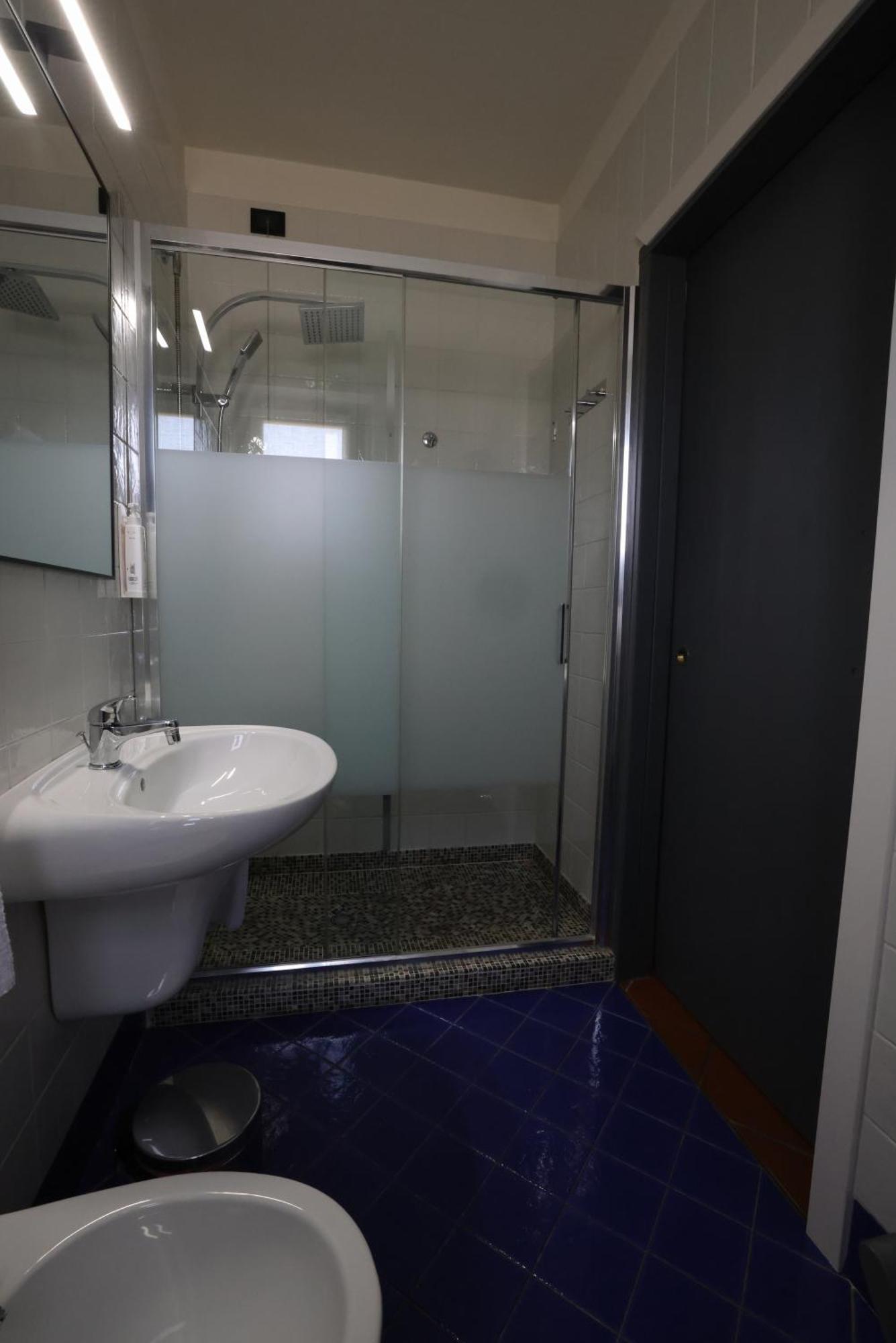 Hotel Florence Manerba del Garda Pokoj fotografie