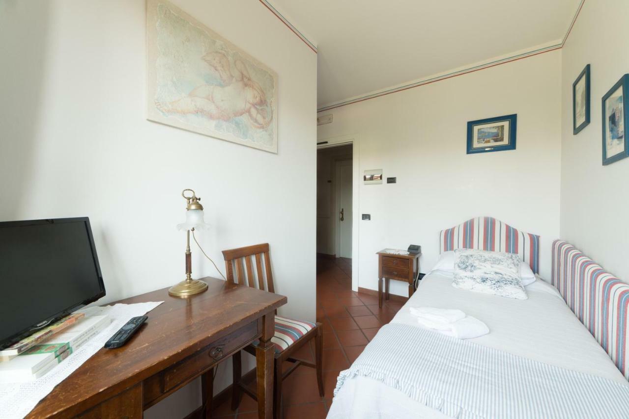Hotel Florence Manerba del Garda Exteriér fotografie